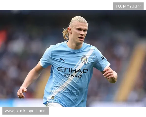 曼城右路连传创造机会，哈兰德一蹴而就